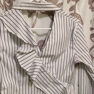 Banana Republic open back ruffle shirt